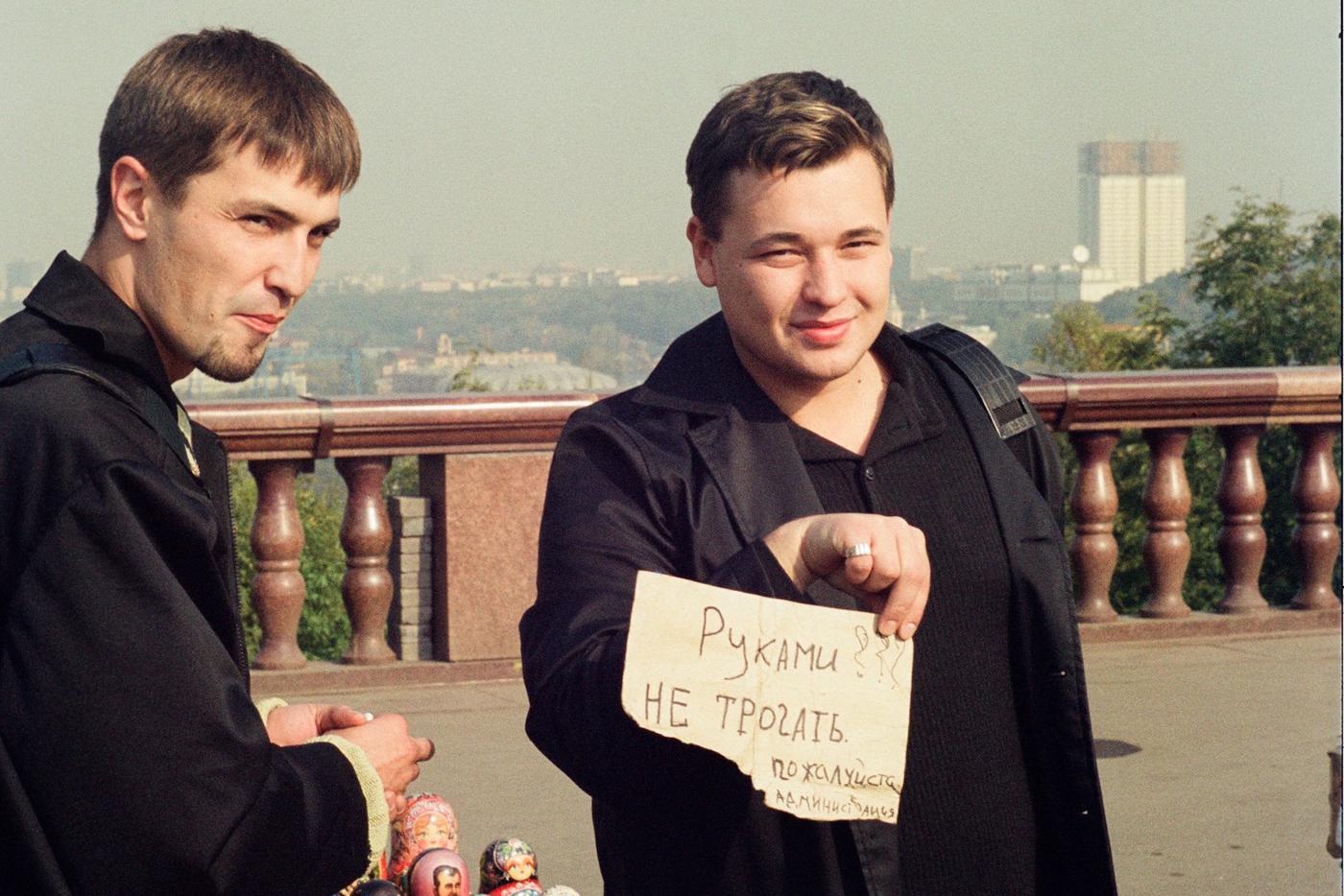 В биографической книге Сергей Жуков рассказал, как создавал свои хиты