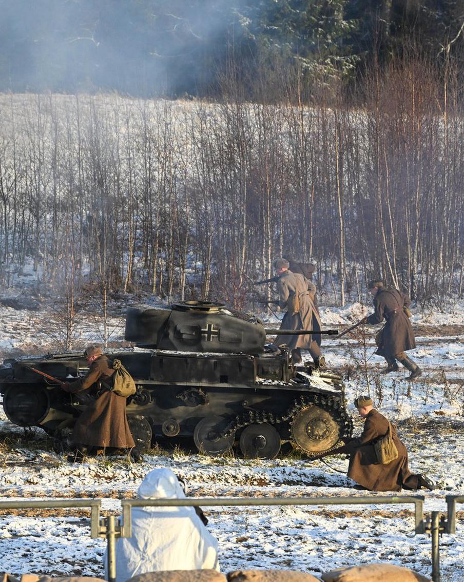 Первыми зрителями исторической реконструкции стали свидетели событий в Москве 1941 года