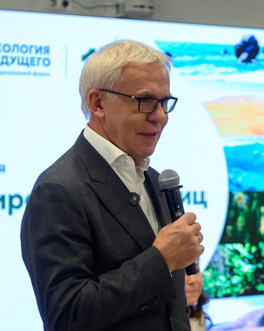 Деградация биоразнообразия, микропластик в реках и морях: что обсуждали на форуме "Экология будущего" в Москве