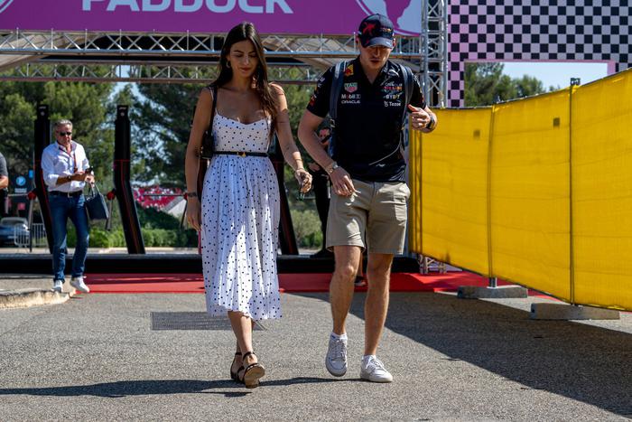 Бывшая партнёрша россиянина Даниила Квята забеременела от Макса Ферстаппена