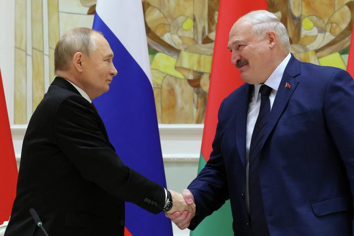 Белорусский "Орешник", интервью главы МИД Сергея Лаврова: хроника очередных событий украинского кризиса