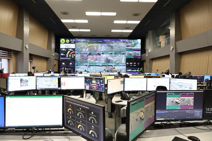 Они видят всё и готовы к любым неожиданностям: побывали в Ситуационном центре ЦОДД