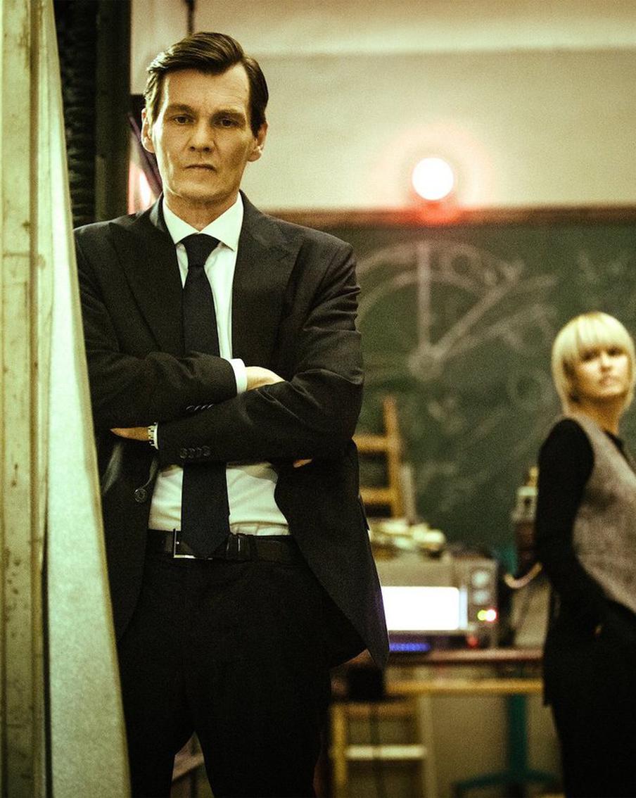 В Сети начался показ сериала "Прометей": Янковский и Аксёнова ищут пропавший самолёт