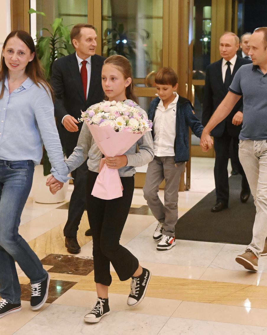 Российские разведчики-нелегалы рассказали, как приезжали на родину