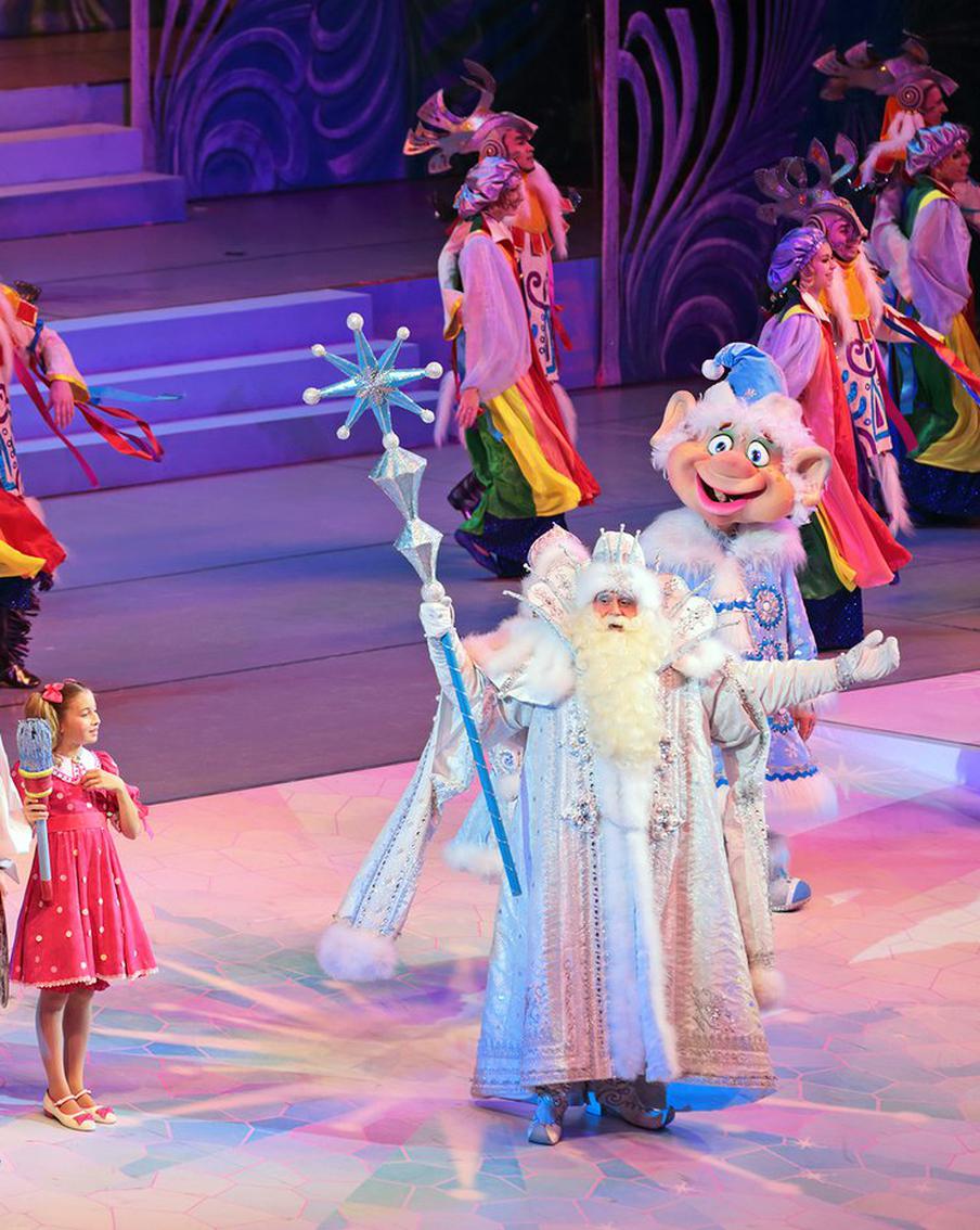 Где искать новогодние чудеса. Metro рассказывает про самые яркие столичные "Ёлки"