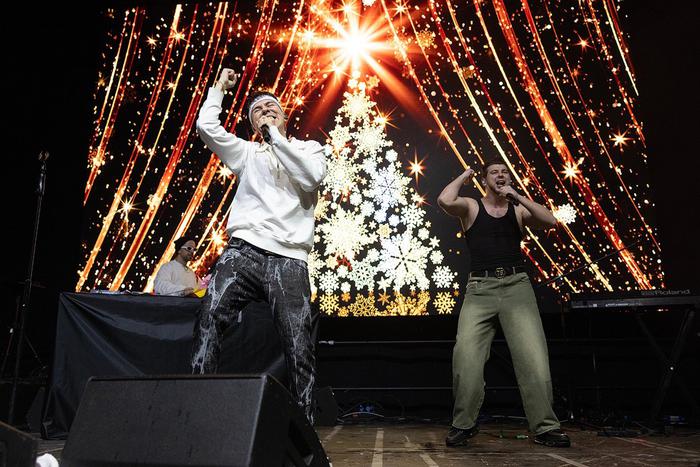 На "Корпоративе" встретились Ваня Дмитриенко, Мари Краймбрери и Gayazov$ Brother$