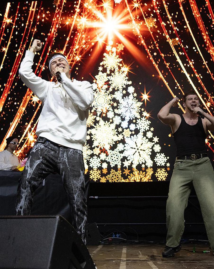 На "Корпоративе" встретились Ваня Дмитриенко, Мари Краймбрери и Gayazov$ Brother$