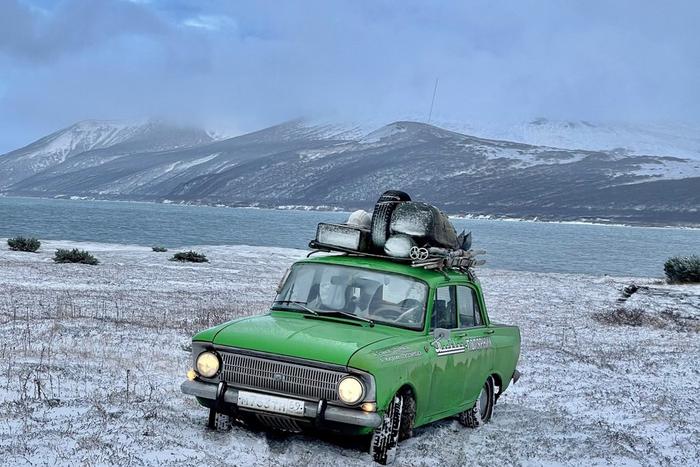 "Двигатель взорвался посреди Камчатки": новые приключения "Москвича"