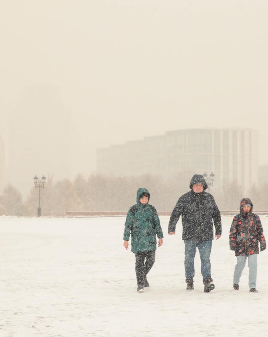 Высокая облачность, снегопады и похолодание. Синоптики рассказали, какая погода ждёт москвичей в субботу