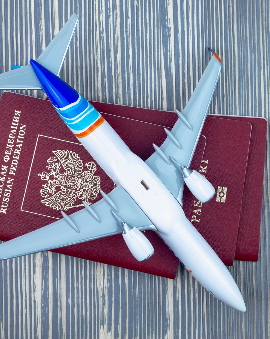 Авиабилеты в российские регионы из Москвы на Новый год резко выросли в цене