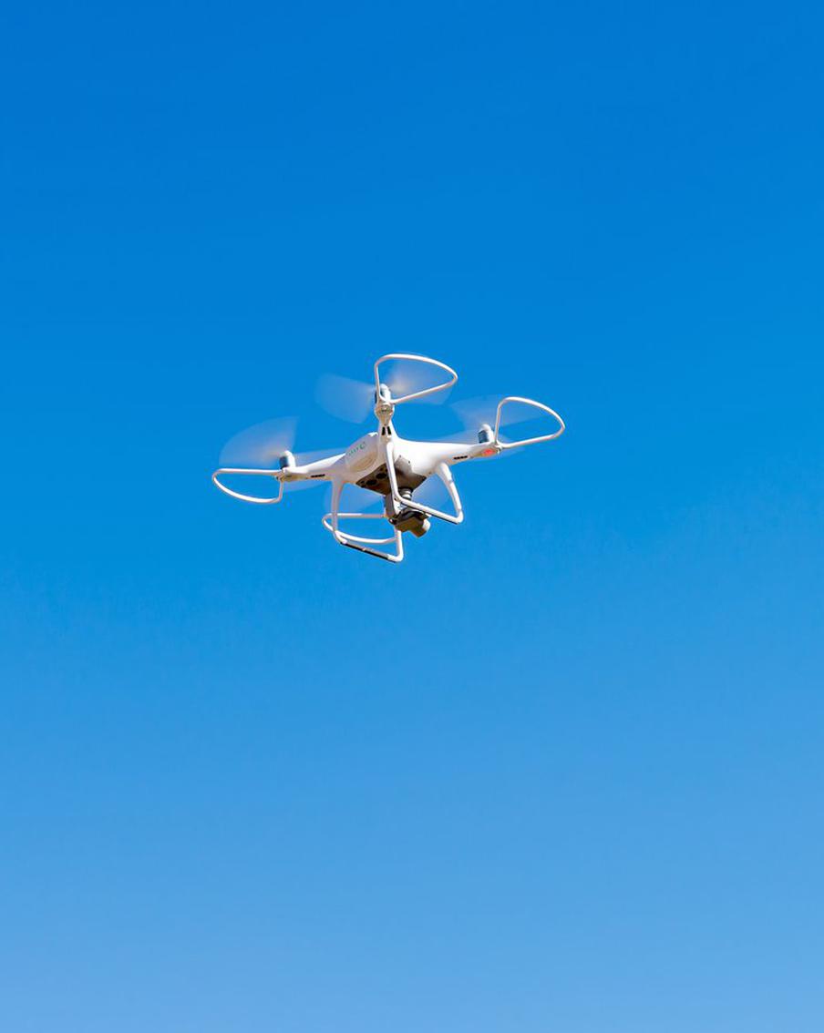 Беспилотники на час парализовали работу аэропорта Стюарт в США