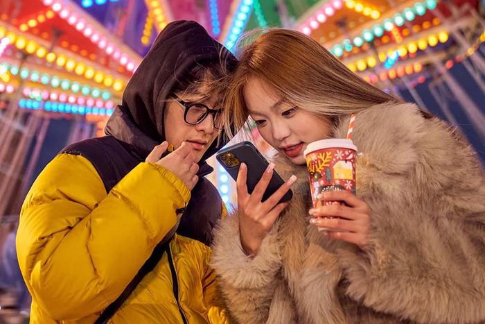 Более 1,3 тысячи участников игры "Зима в Москве" поймали виртуальных "Мультяшек"