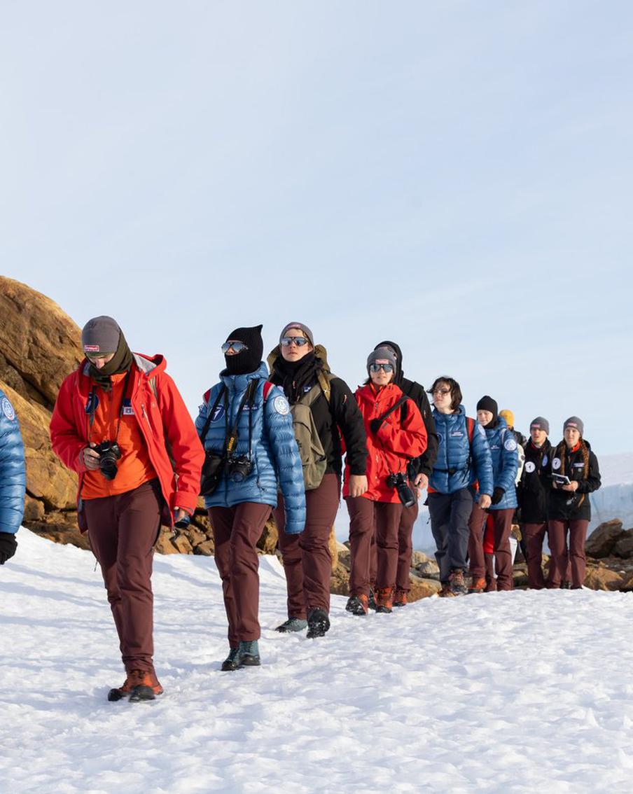 Жили на леднике и ели сосульки: чем московским школьникам запомнилась Антарктида