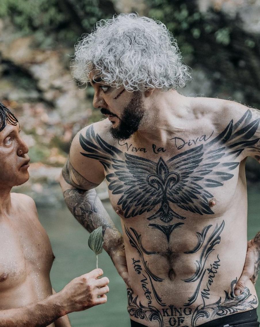 В прокат выходит комедия "Братья", в которой Филипп Киркоров показал себя во всей красе