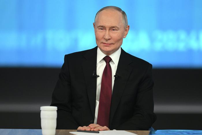 Президент России Владимир Путин рассказал о росте зарплат в 2024 году