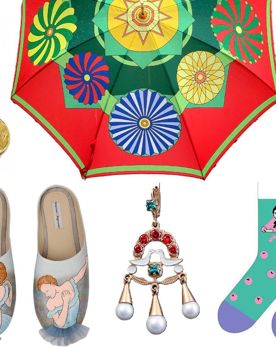 Купание красного коня спасёт щиколотки от холода: как подготовиться к Новому году в музейных магазинах