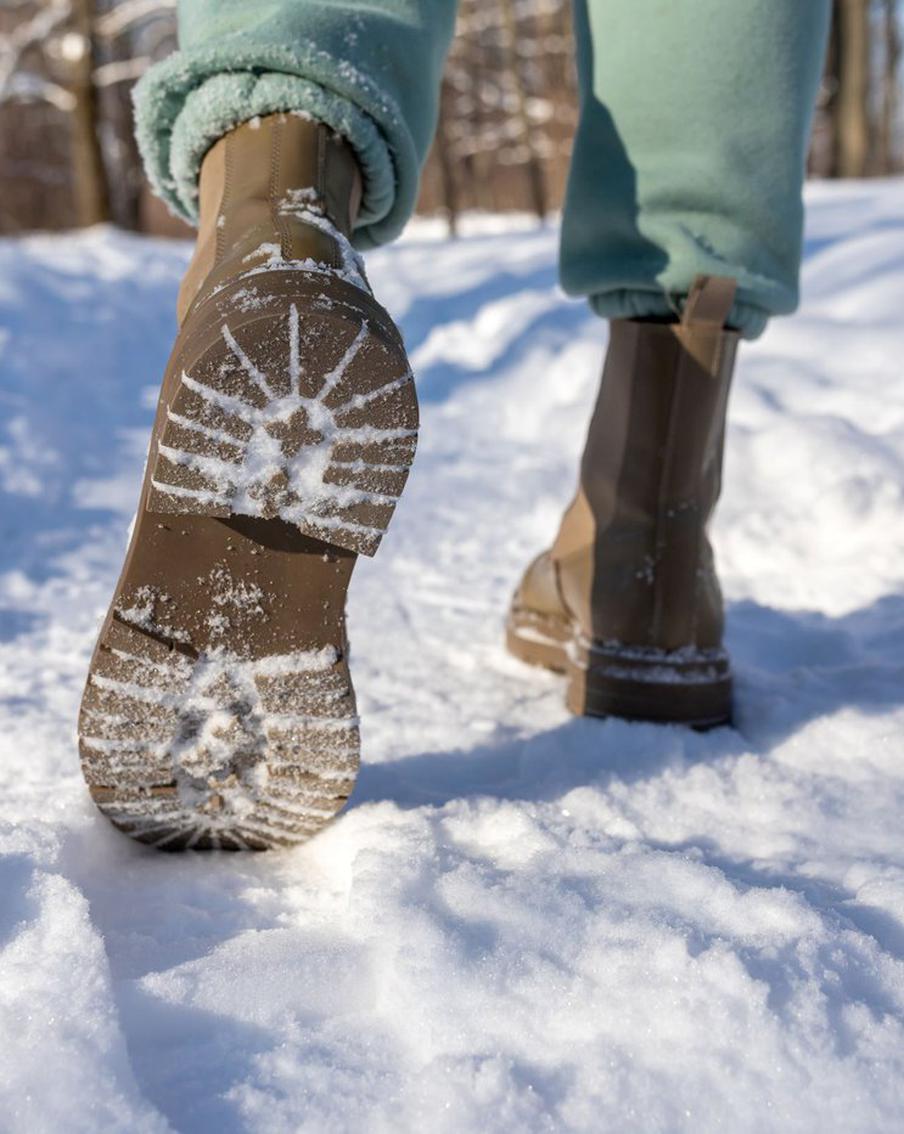Как выбрать зимнюю обувь, чтобы не навредить своему здоровью