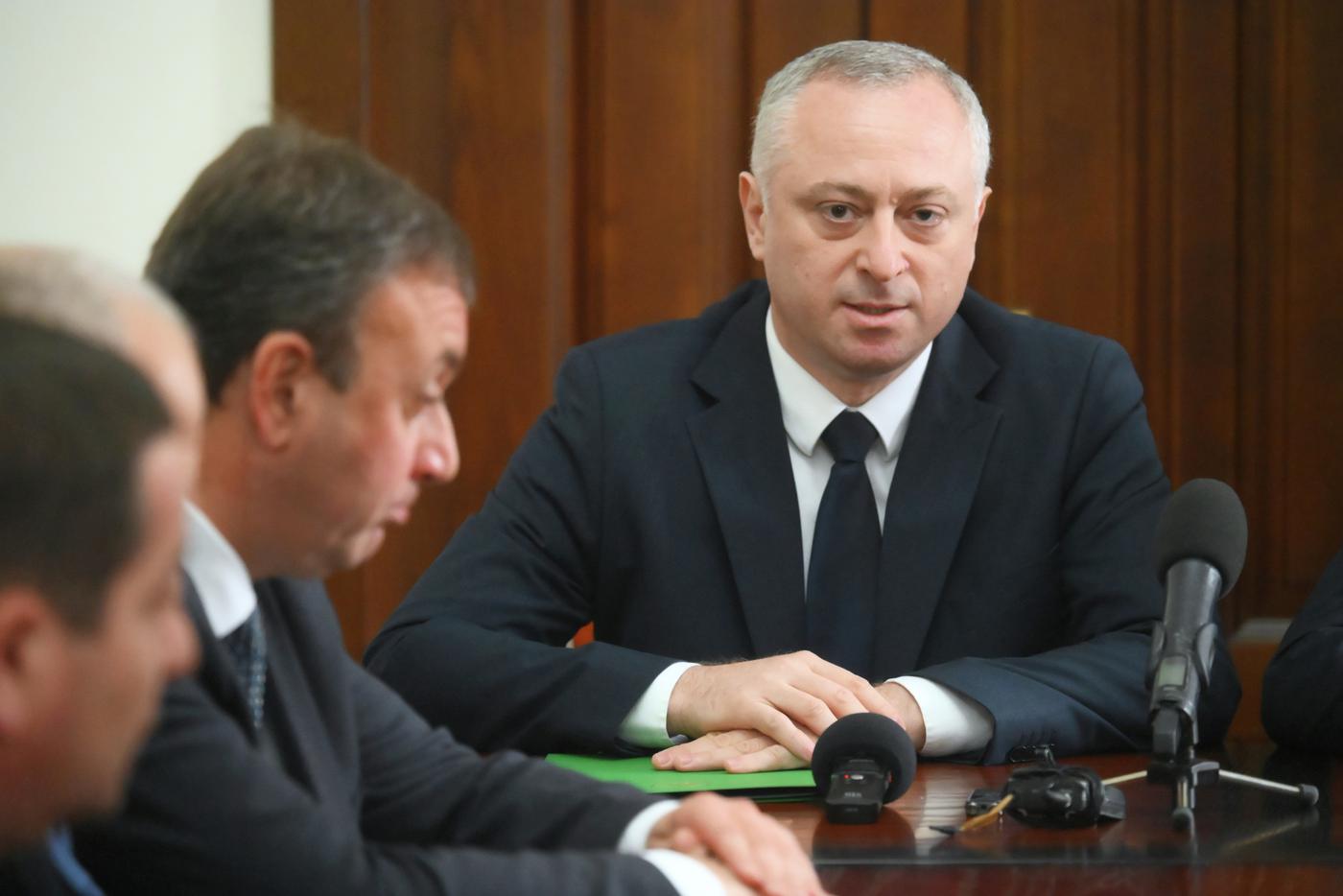 Власти Абхазии обратились к России за гуманитарной поставкой электроэнергии в страну