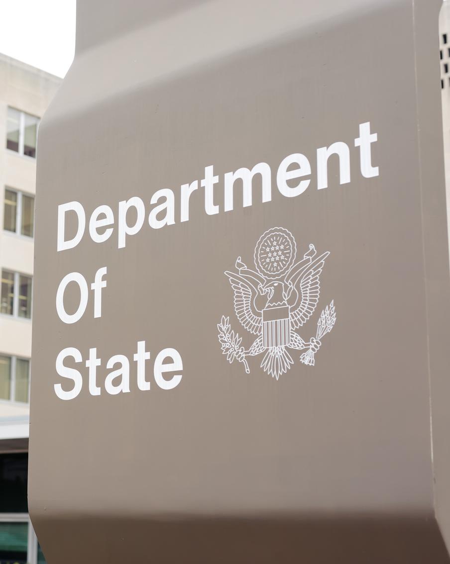 Госдеп США призвал своих граждан немедленно уехать из Белоруссии