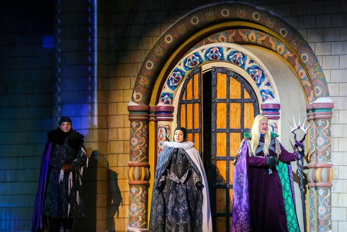 Премьера мультимедийного шоу "Соборная площадь" прошла в кинопарке "Москино"