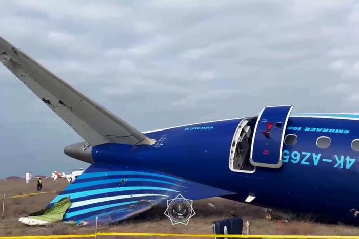 Минздрав рассказал о состоянии пострадавших в авиакатастрофе в Актау россиянах