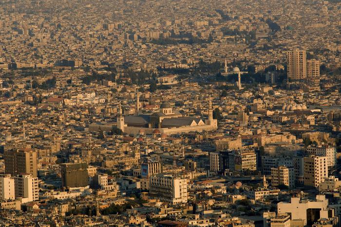 Состоялся первый официальный контакт Ирака и администрации Сирии