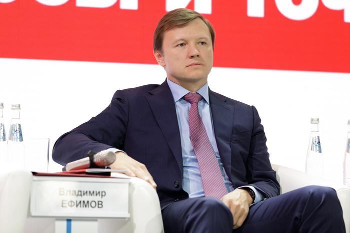 Владимир Ефимов: с начала года девелоперы построили 15 объектов нежилой недвижимости в САО