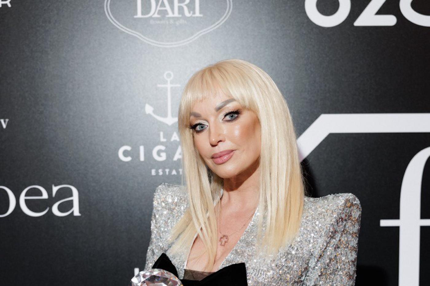 Тайны закулисья: почему Волочкова не считает деньги, а Катя Лель не выходит замуж