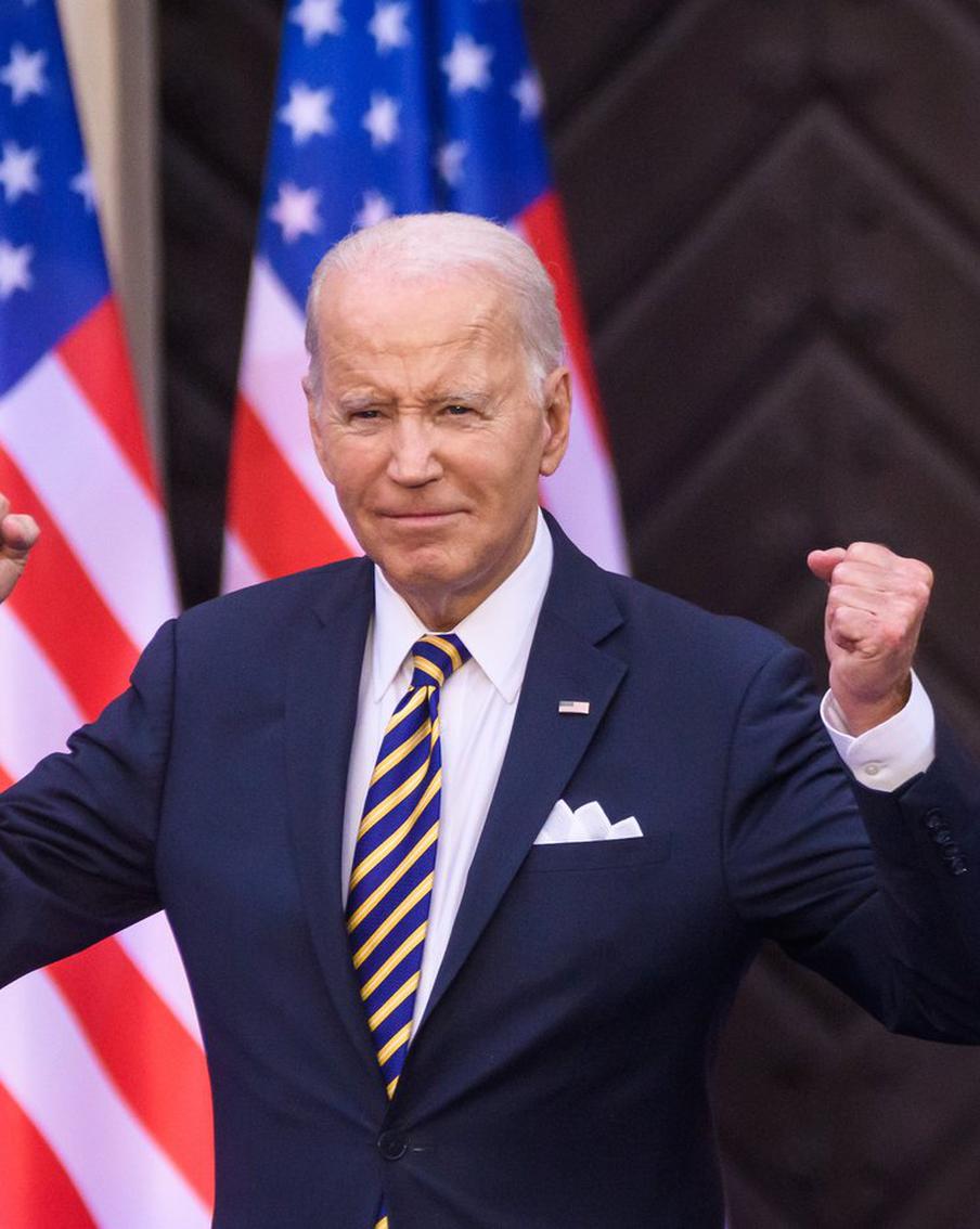 Байден объявил о выделении почти 2,5 млрд долларов Украине, Россия вернула из украинского плена 150 военных: хроника очередных событий украинского кризиса