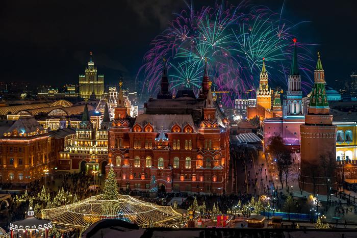 "Зима в Москве": как пройдут новогодние каникулы в усадьбах Деда Мороза