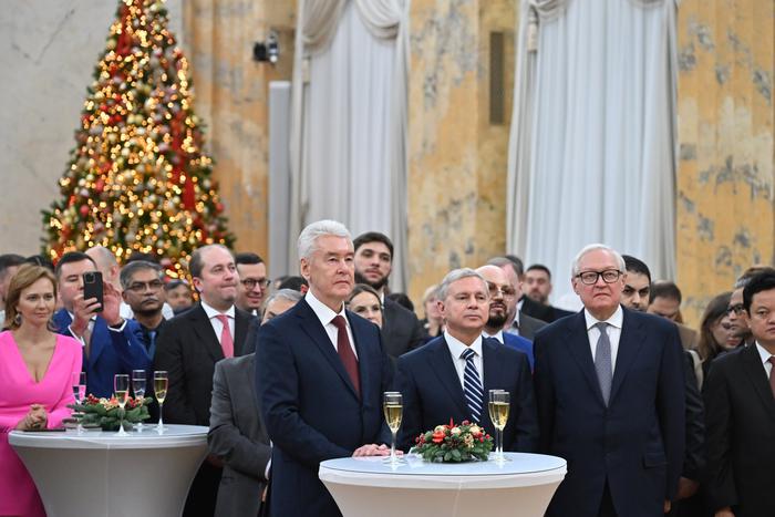 Сергей Собянин поздравил москвичей с Новым годом