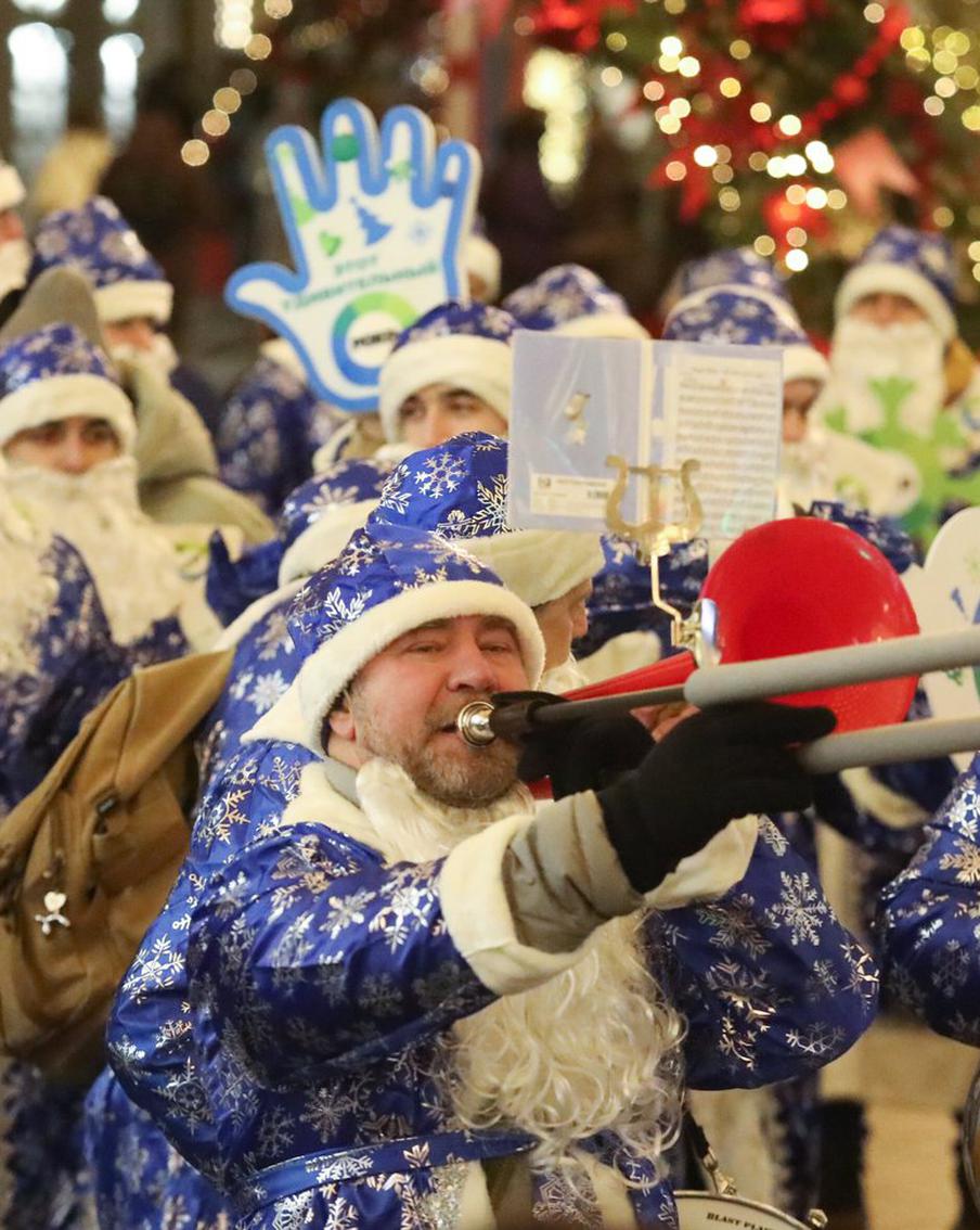 "Зима в Москве": чем заняться в семейном пространстве на Воробьёвых горах