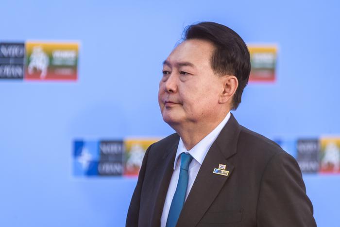 Ренхап: Суд отказался отменить ордер на арест отстранённого Юн Сок Ёля