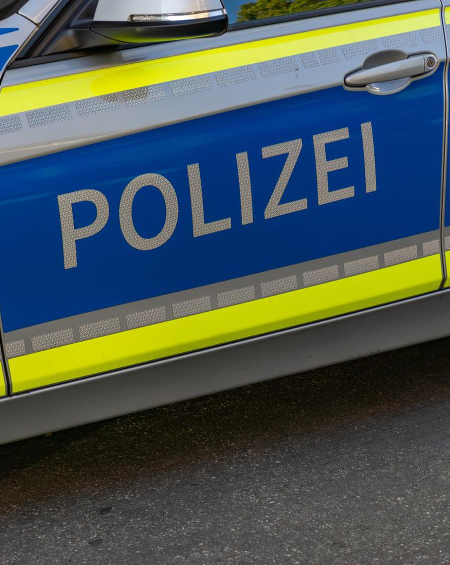 В немецком Римбахе неизвестный напал на банк и взял в заложники минимум одного человека