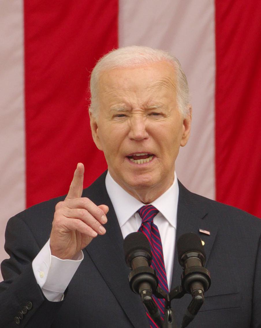 Джо Байден может выделить Украине последний масштабный пакет &nbsp;во время визита министра обороны США в Германию