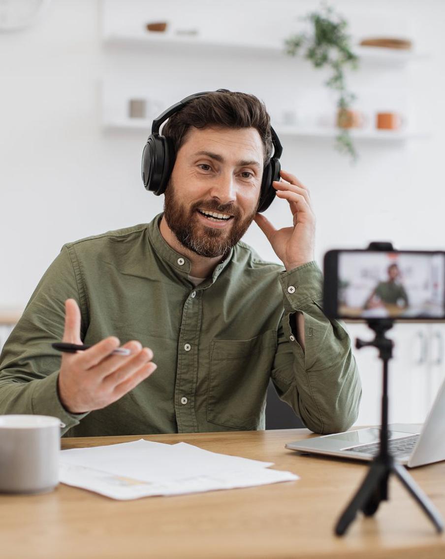 Маркетолог раскрыл секрет видео, как стать блогером с миллионом
