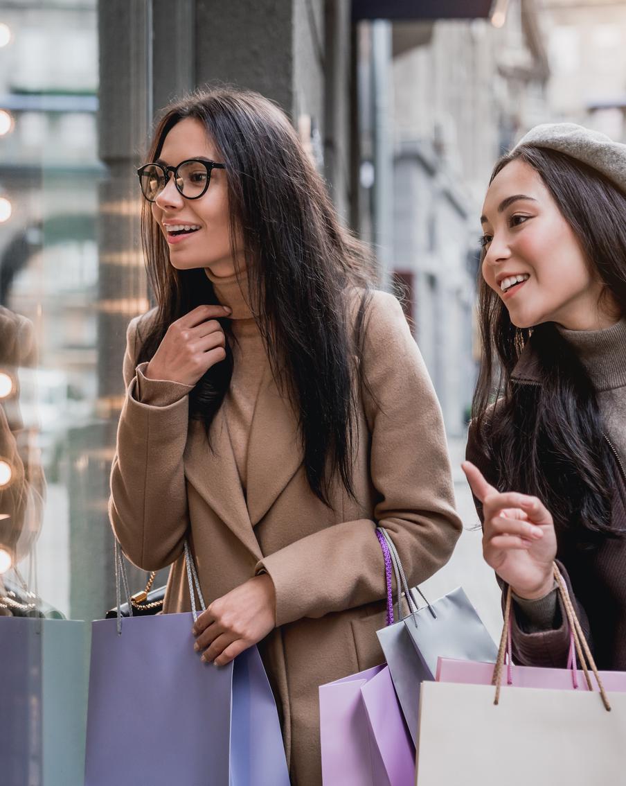 Модные и бьюти-инвестиции: лучшие покупки с зимними скидками
