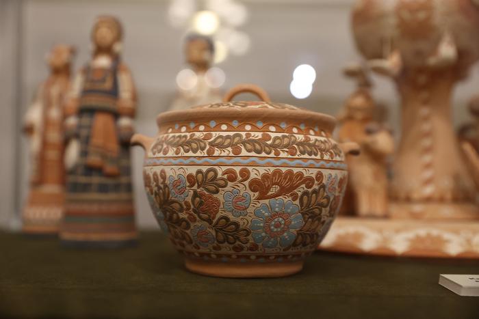 Как Льва Толстого создали из глины, вытоптанной детьми