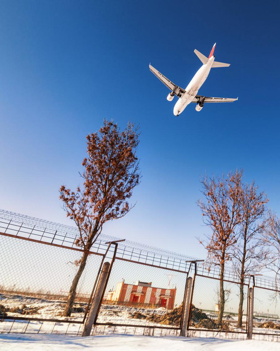 Во время действия ограничений на приём и отправку самолётов в Пулково более 30 рейсов были направлены в другие авиагавани