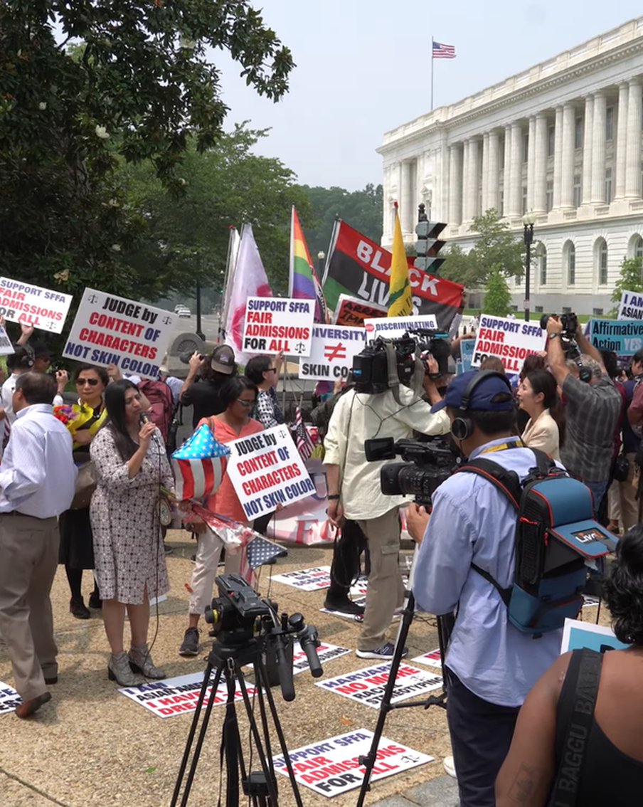 Почему американские корпорации массово отказываются от поддержки различных меньшинств