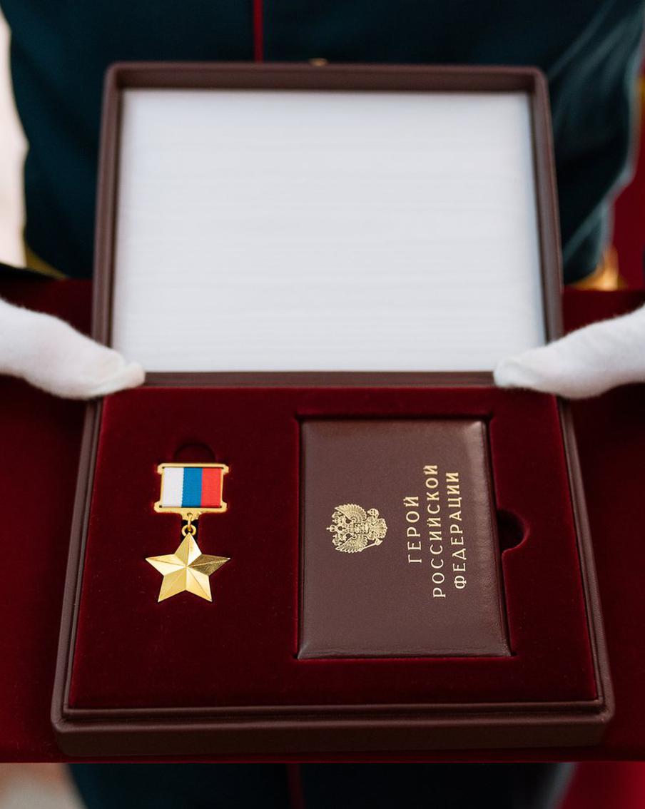 Песков прокомментировал присвоение ефрейтору Григорьеву звания Героя России