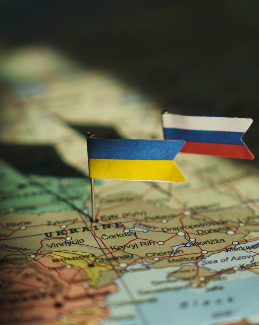 Медведев оценил возможность "германского варианта" для решения по Украине