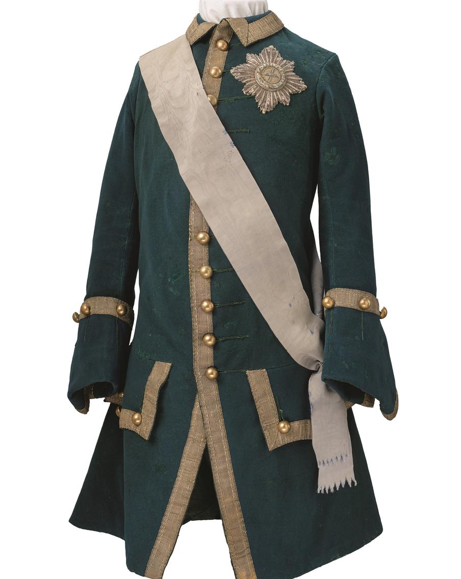 Кафтан подпоручика лейб-гвардии Семеновского полка с Андреевской лентой. Россия, 1750–1760-е гг. Государственный исторический музей