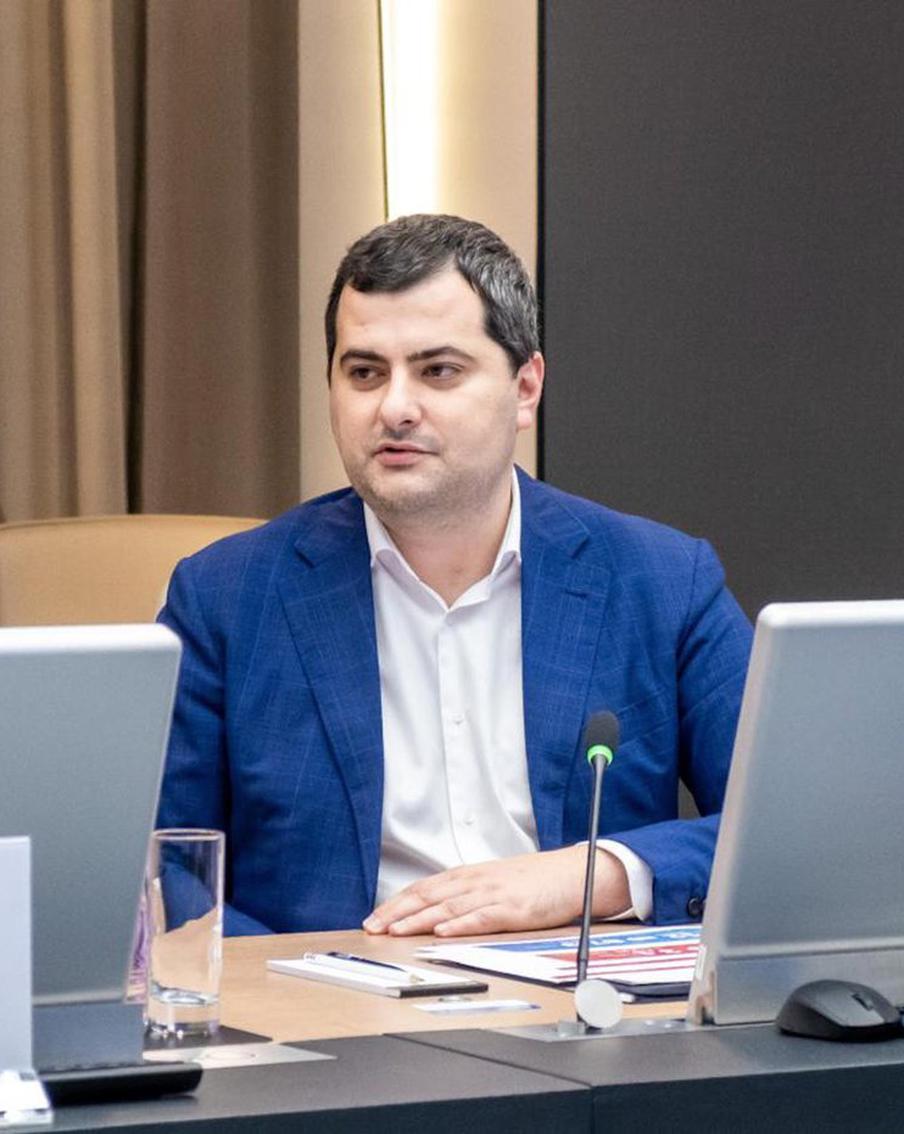 Владислав Овчинский рассказал, что первый в 2025 году приём граждан, интересующихся вопросами программы реновации, пройдёт 21 января в Общественном штабе