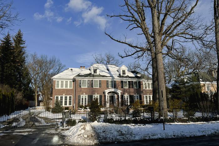 СМИ: особняк из фильмов "Один дома" продали за 5,5 миллиона &nbsp;долларов