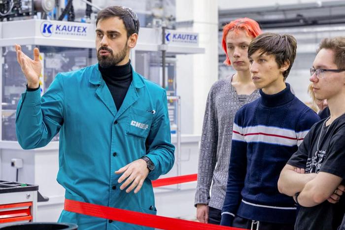 Собянин пригласил на экскурсии проектов "Открой#Моспром" и "День без турникетов"