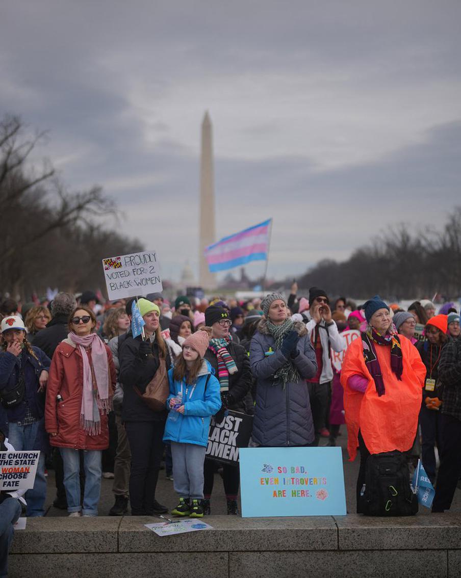 В Вашингтоне активисты организовали акцию против политики Дональда Трампа