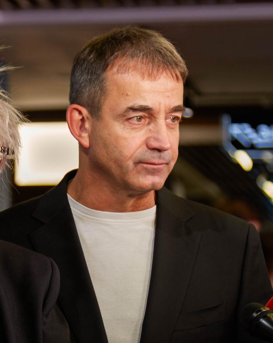 Российский актёр Дмитрий Певцов раскритиковал действующую дирекцию "Ленкома" за репертуар