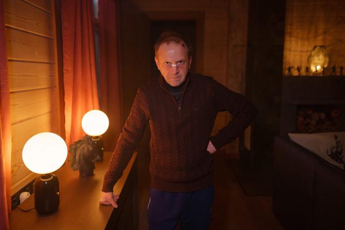 Тимофей Трибунцев предвидит убийства в новом сериале Петра Тодоровского "Подслушано в Рыбинске"