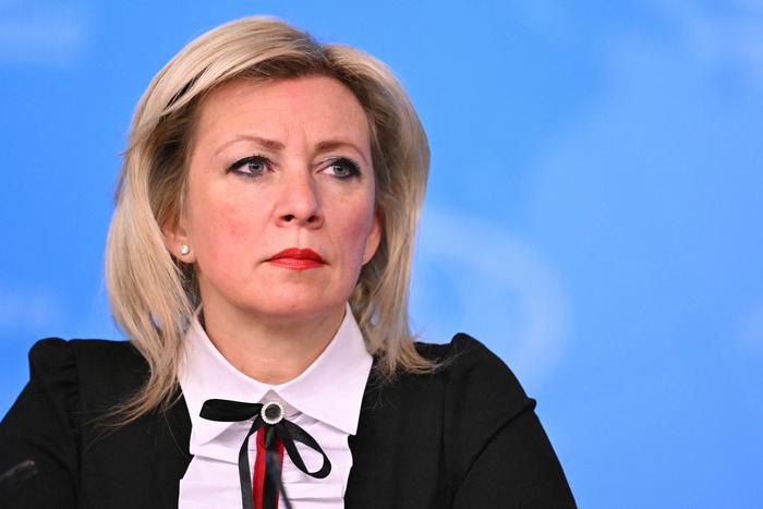 Захарова: Зеленский заврался про поездку на инаугурацию Трампа